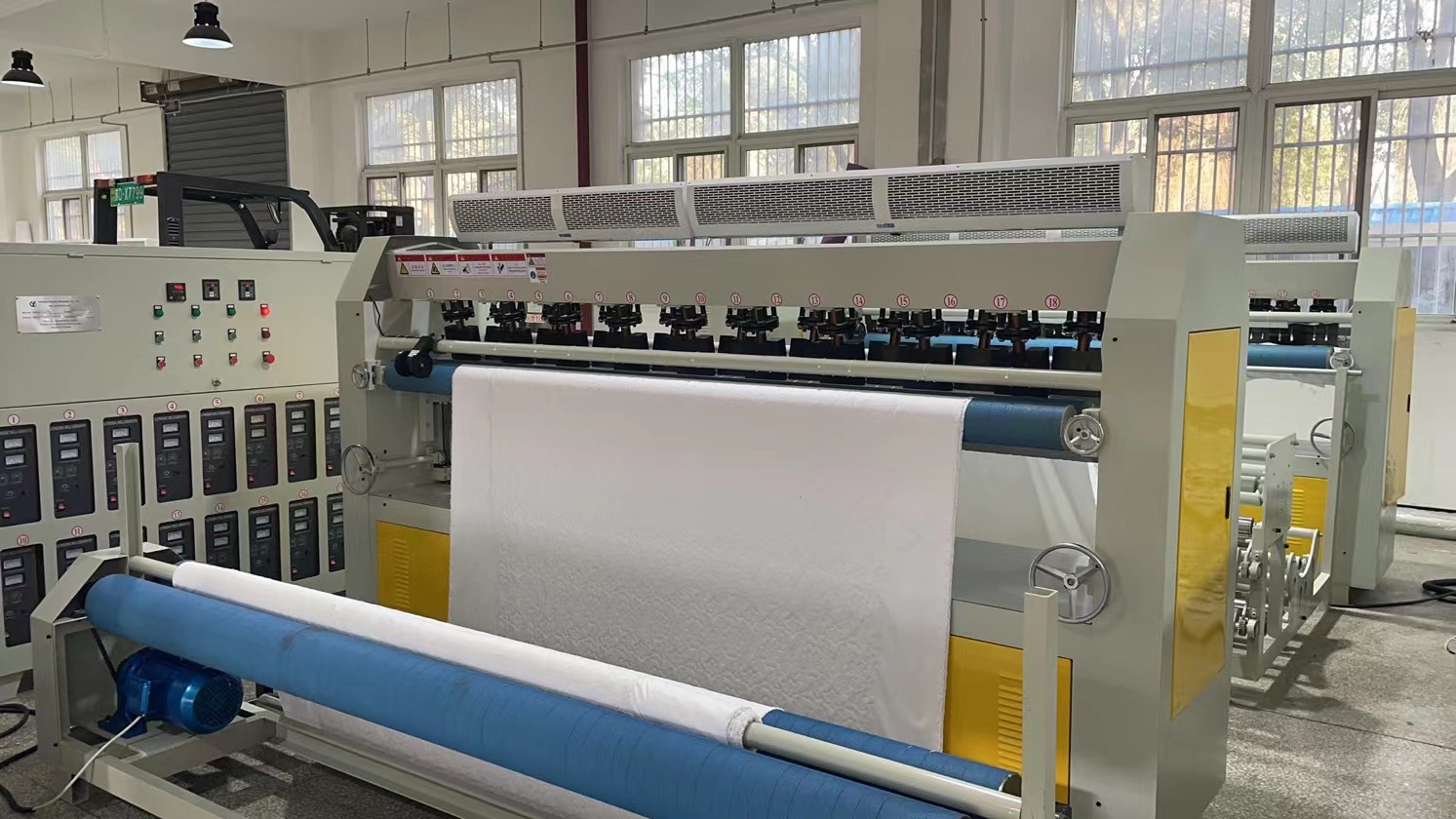 Export 2.6m Ultrasonic Quilting Machine to Colombia